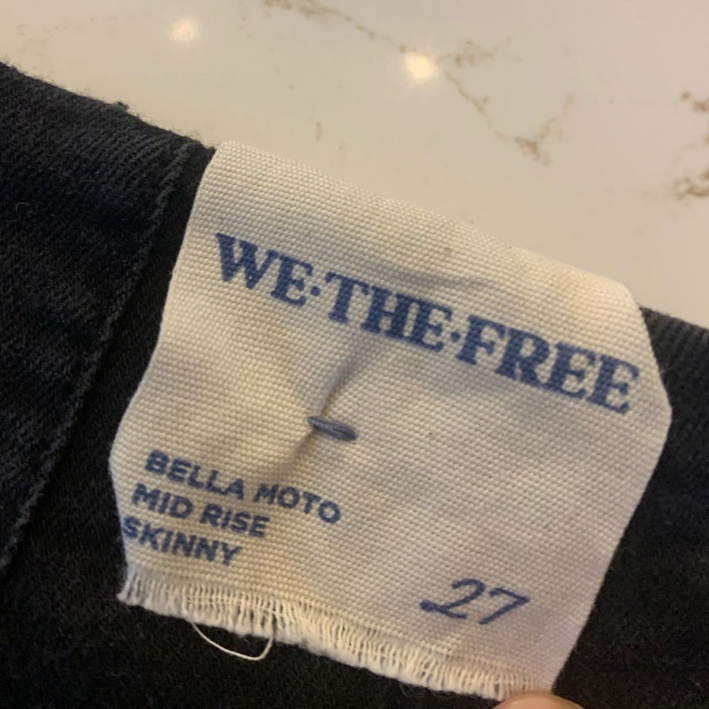 We The Free Bella Moto Mid Rise Skinny Jeans Women's Size 27 In Faded Black NEW - Picture 11 of 13